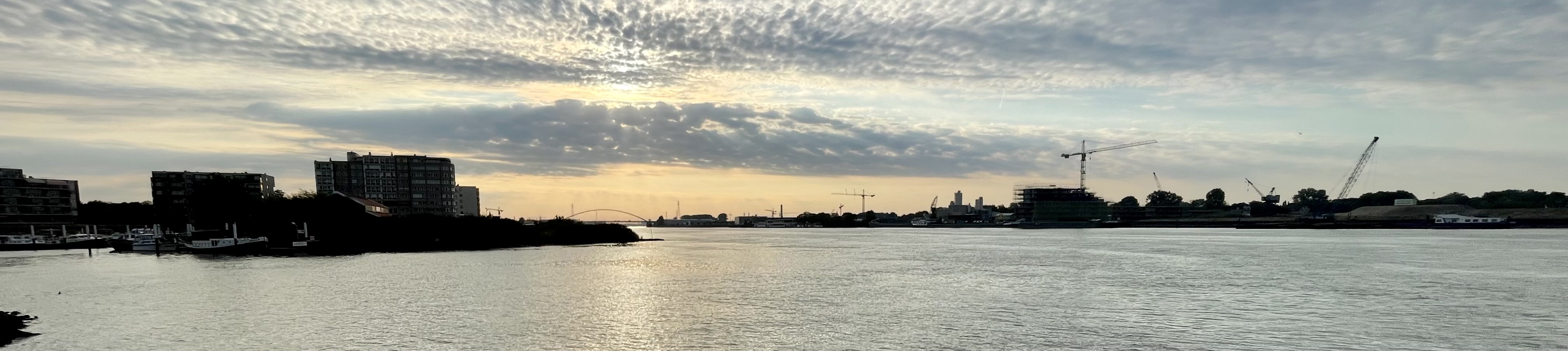 rivier-lucht-ochtend-zon augustus 2022 (19)