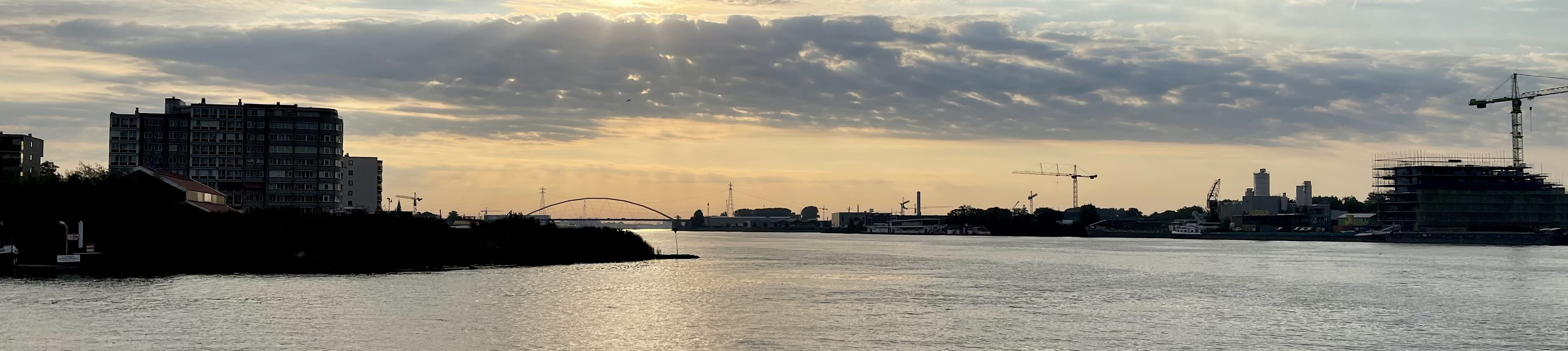 rivier-lucht-ochtend-zon augustus 2022 (3)